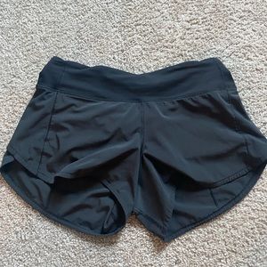 lululemon speed up shorts in black. 8 Tall